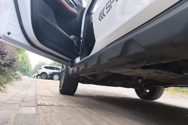 Used Geely Auto Vision X6 2020 1.4T CVT Asian Games Edition Left Side Sill