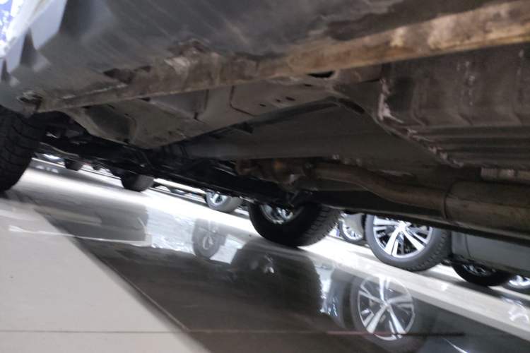 Used Geely Auto Vision X6 2020 1.4T Manual Comfort Model Left Side Sill