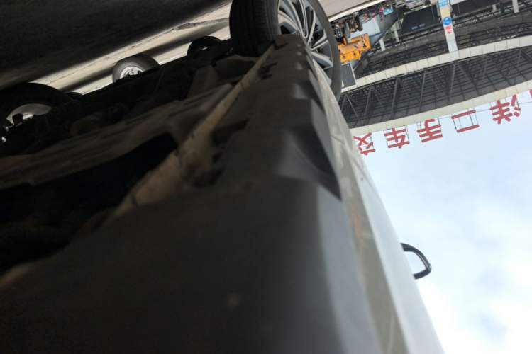 Used Geely Auto Vision X6 2020 1.4T Manual Luxury Model Left Side Sill