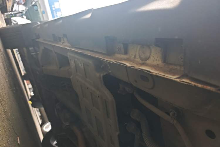 Used Geely Auto Vision X6 2020 1.4T CVT Luxury Edition Left Side Sill