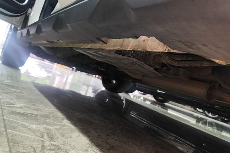 Used Geely Auto Vision X6 2020 1.4T CVT Luxury Edition Left Side Sill