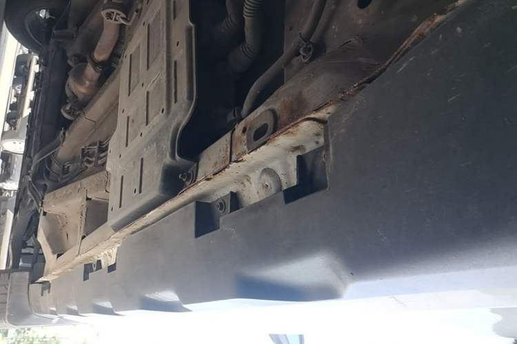 Used Geely Auto Vision X6 2020 1.4T Manual Luxury Model Left Side Sill