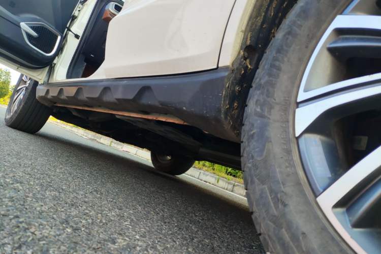 Used Geely Auto Vision X6 2020 1.4T CVT Luxury Edition Left Side Sill