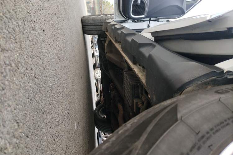 Used Geely Auto Vision X6 2020 1.4T CVT Luxury Edition Left Side Sill