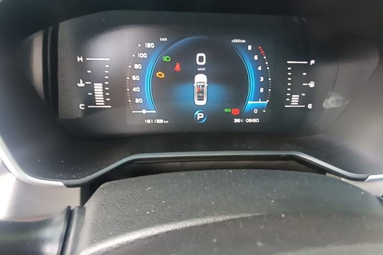 Used Geely Auto Vision X6 2020 1.4T CVT Asian Games Edition Odometer Close Up
