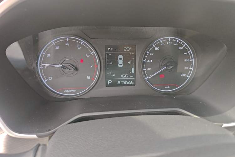 Used Geely Auto Vision X6 2020 1.4T CVT Luxury Edition Odometer Close Up