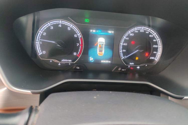 Used Geely Auto Vision X6 2020 1.4T CVT Luxury Edition Odometer Close Up