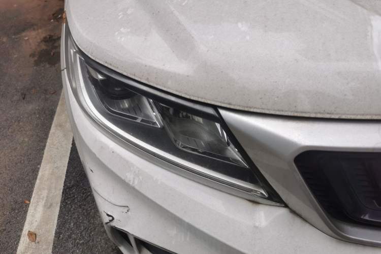 Used Geely Auto Vision X6 2020 1.4T CVT Asian Games Edition Right Front Headlight