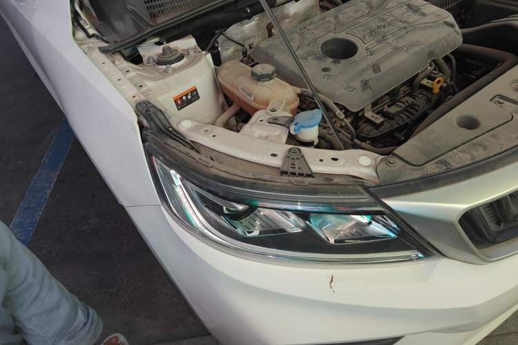 Used Geely Auto Vision X6 2020 1.4T CVT Luxury Edition Right Front Headlight