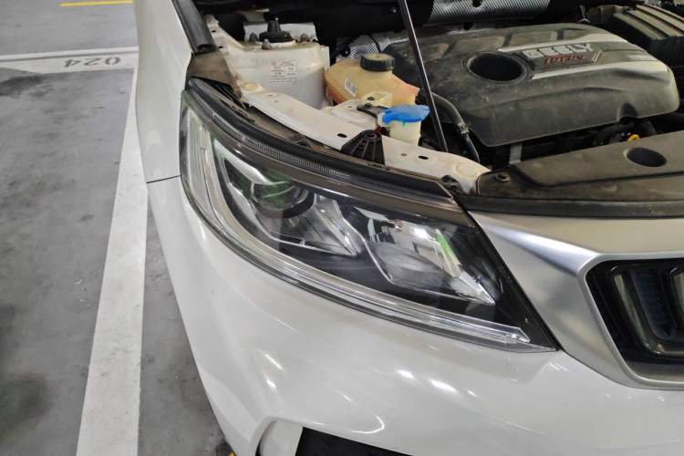 Used Geely Auto Vision X6 2020 1.4T CVT Luxury Edition Right Front Headlight