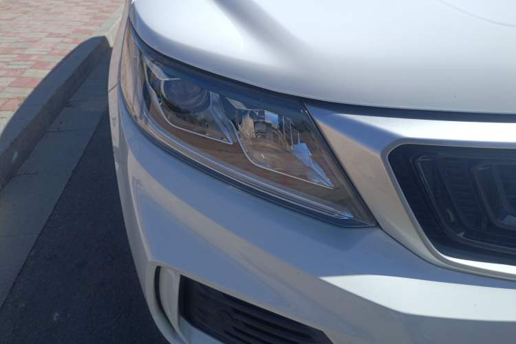 Used Geely Auto Vision X6 2020 1.4T CVT Luxury Edition Right Front Headlight