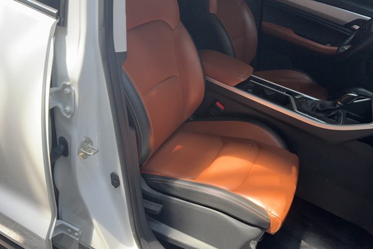 Used Geely Auto Vision X6 2020 1.4T CVT Luxury Edition Right Front Seat