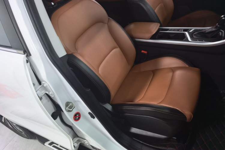 Used Geely Auto Vision X6 2020 1.4T CVT Luxury Edition Right Front Seat