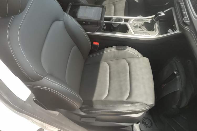 Used Geely Auto Vision X6 2020 1.4T CVT Luxury Edition Right Front Seat