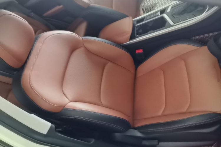 Used Geely Auto Vision X6 2020 1.4T CVT Luxury Edition Right Front Seat