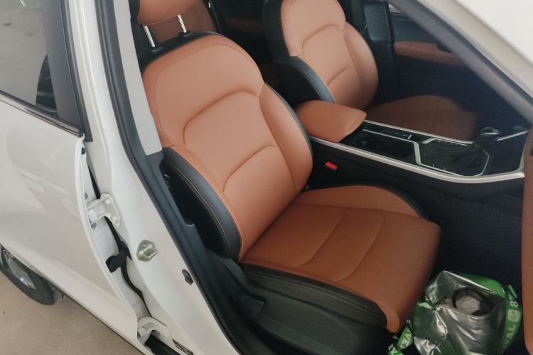 Used Geely Auto Vision X6 2020 1.4T CVT Luxury Edition Right Front Seat