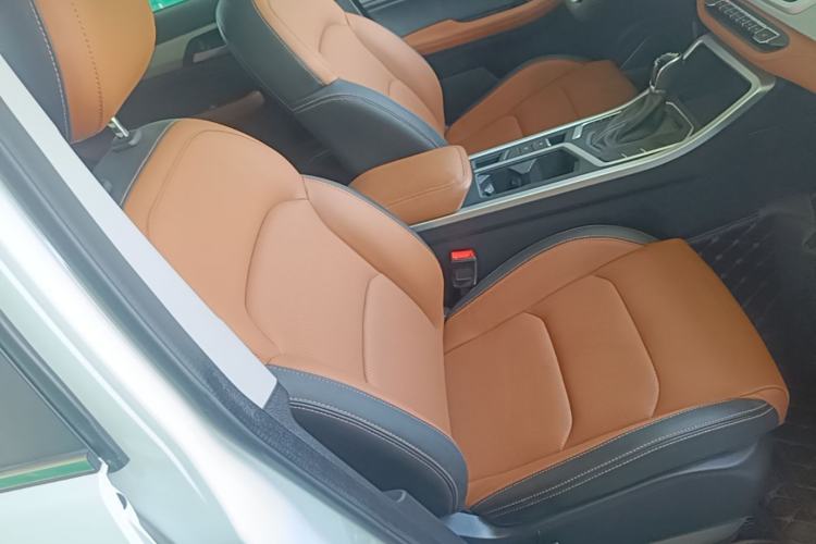 Used Geely Auto Vision X6 2020 1.4T CVT Luxury Edition Right Front Seat