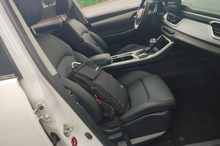 Used Geely Auto Vision X6 2020 1.4T CVT Luxury Edition Right Front Seat