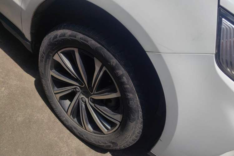 Used Geely Auto Vision X6 2020 1.4T Manual Luxury Model Right Front Wheel Hub