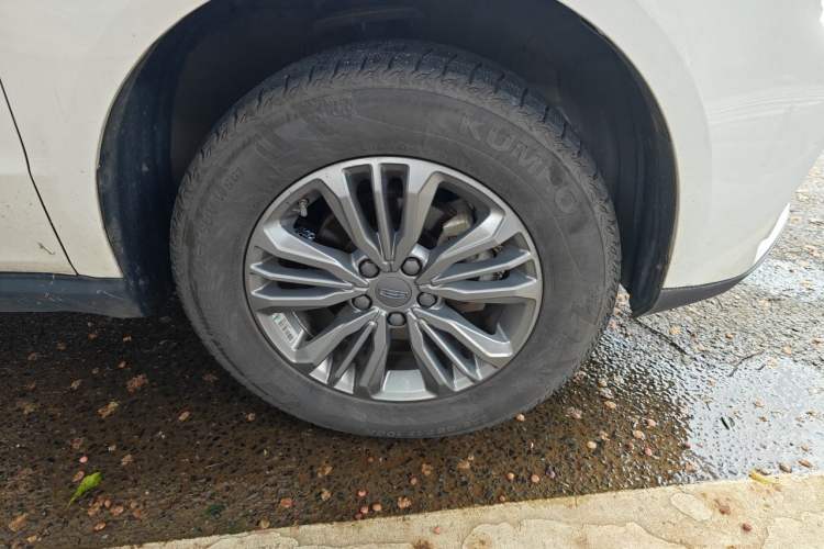 Used Geely Auto Vision X6 2020 1.4T Manual Comfort Model Right Front Wheel Hub