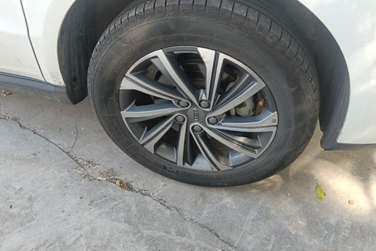 Used Geely Auto Vision X6 2020 1.4T CVT Asian Games Edition Right Front Wheel Hub