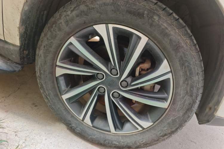 Used Geely Auto Vision X6 2020 1.4T Manual Luxury Model Right Front Wheel Hub
