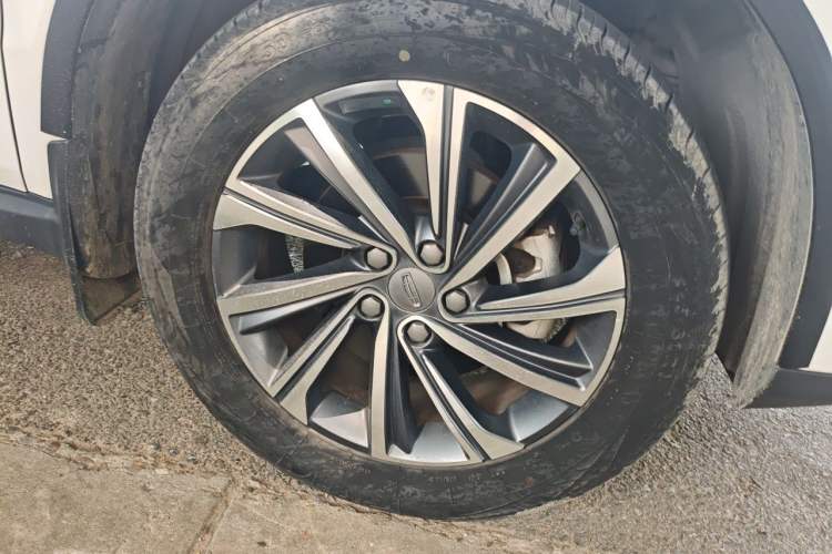 Used Geely Auto Vision X6 2020 1.4T CVT Asian Games Edition Right Front Wheel Hub