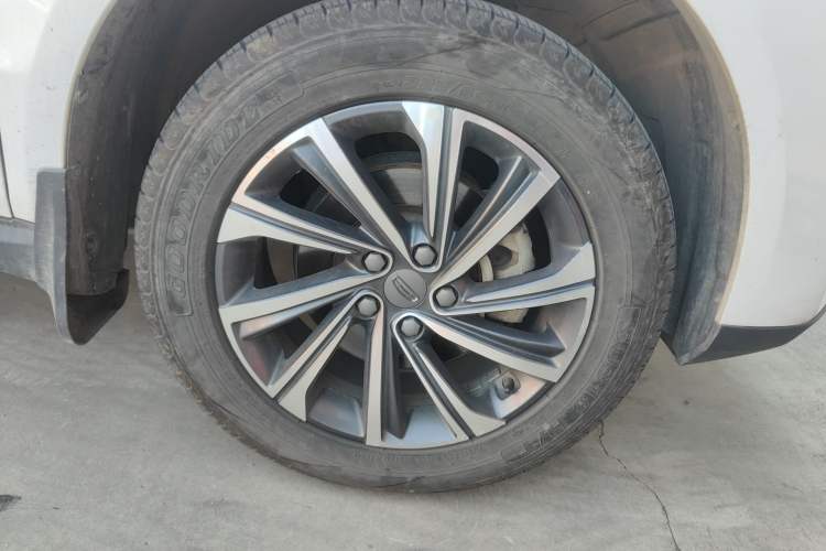 Used Geely Auto Vision X6 2020 1.4T Manual Luxury Model Right Front Wheel Hub