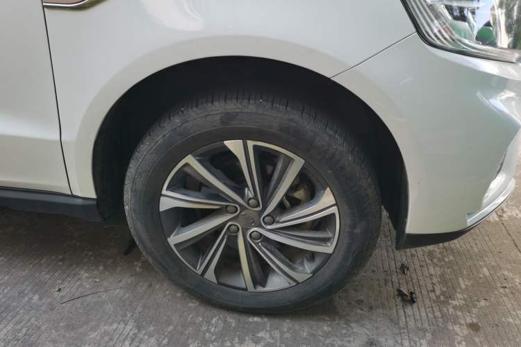 Used Geely Auto Vision X6 2020 1.4T CVT Luxury Edition Right Front Wheel Hub