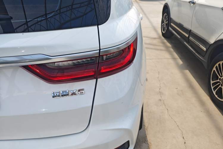 Used Geely Auto Vision X6 2020 1.4T CVT Asian Games Edition Right Rear Taillight