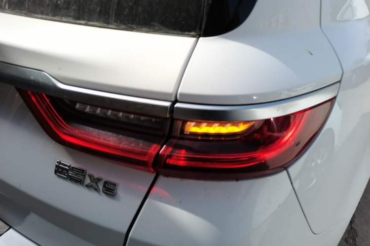Used Geely Auto Vision X6 2020 1.4T Manual Luxury Model Right Rear Taillight