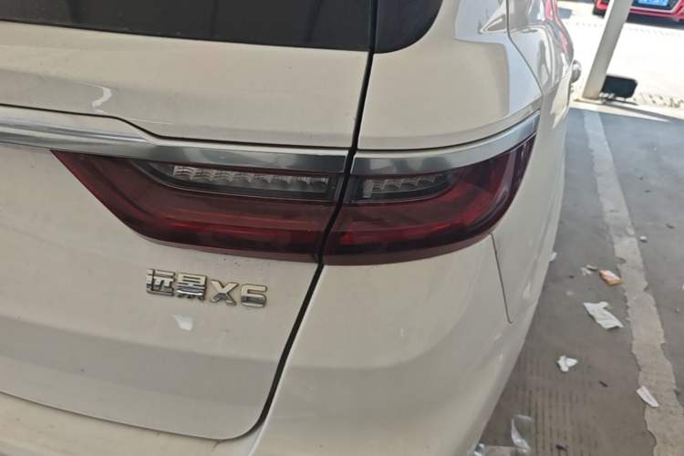 Used Geely Auto Vision X6 2020 1.4T Manual Luxury Model Right Rear Taillight