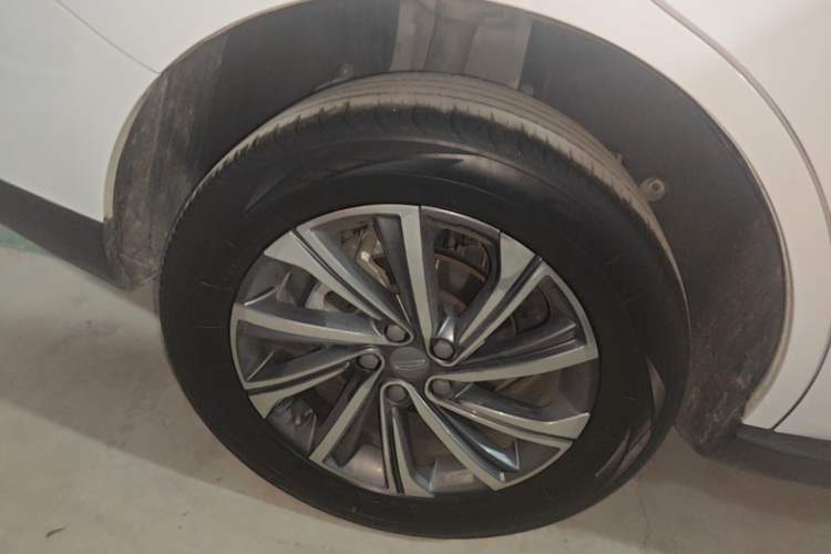 Used Geely Auto Vision X6 2020 1.4T Manual Luxury Model Right Rear Wheel Hub