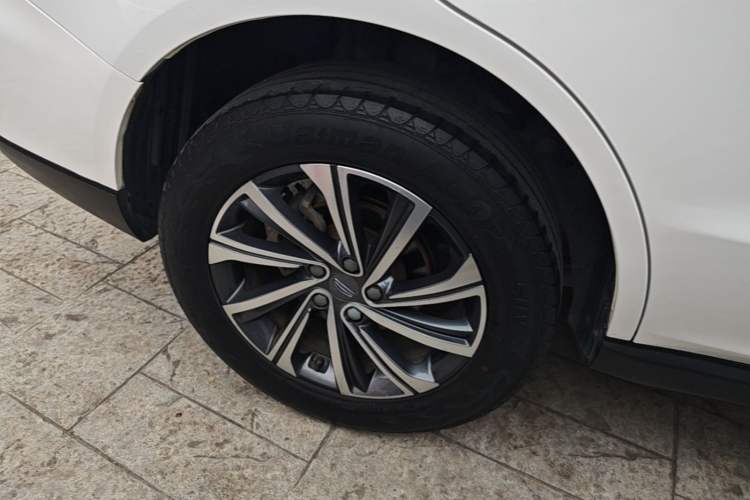 Used Geely Auto Vision X6 2020 1.4T CVT Asian Games Edition Right Rear Wheel Hub