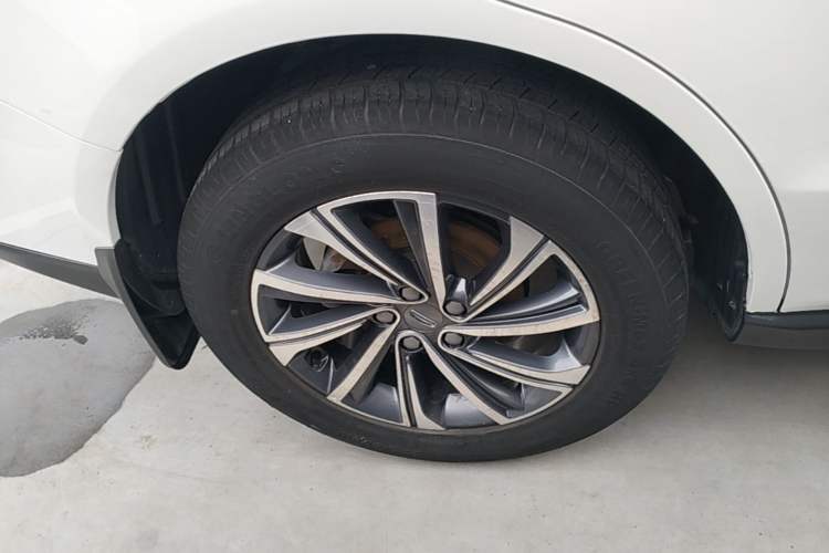 Used Geely Auto Vision X6 2020 1.4T Manual Luxury Model Right Rear Wheel Hub
