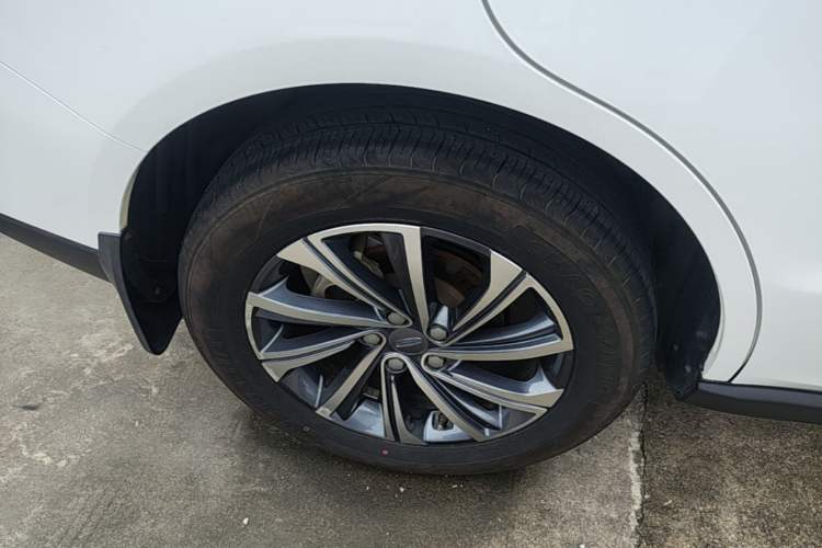 Used Geely Auto Vision X6 2020 1.4T CVT Asian Games Edition Right Rear Wheel Hub
