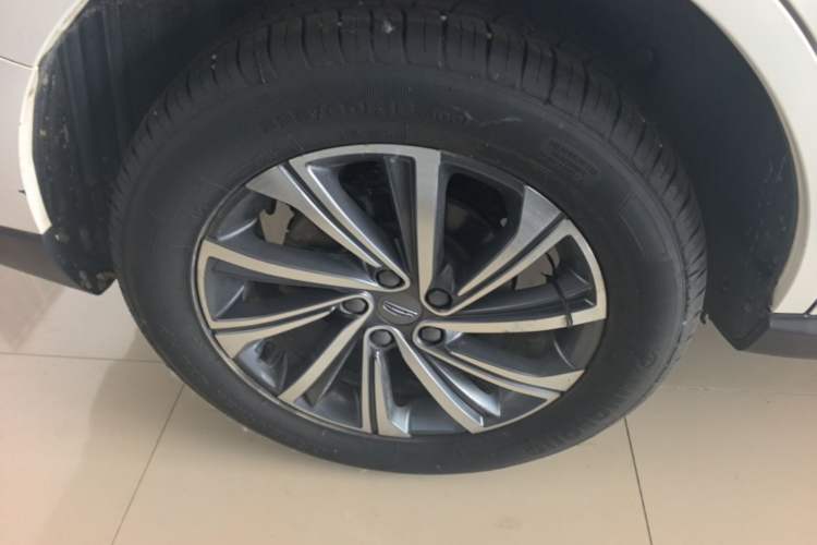 Used Geely Auto Vision X6 2020 1.4T CVT Asian Games Edition Right Rear Wheel Hub
