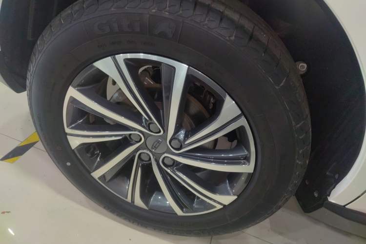 Used Geely Auto Vision X6 2020 1.4T CVT Asian Games Edition Right Rear Wheel Hub