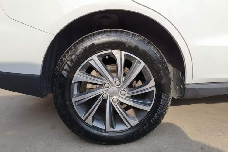 Used Geely Auto Vision X6 2020 1.4T CVT Asian Games Edition Right Rear Wheel Hub