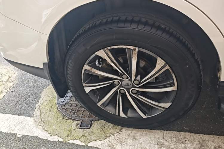 Used Geely Auto Vision X6 2020 1.4T CVT Luxury Edition Right Rear Wheel Hub