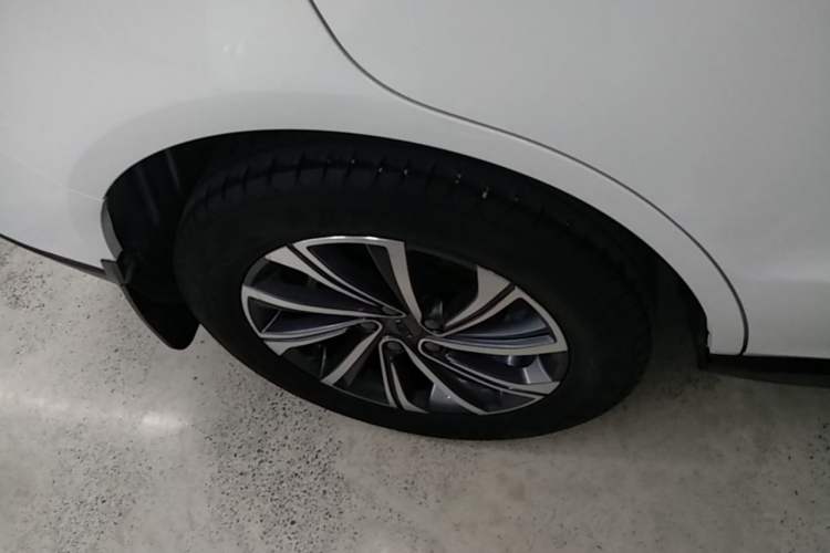 Used Geely Auto Vision X6 2020 1.4T CVT Luxury Edition Right Rear Wheel Hub