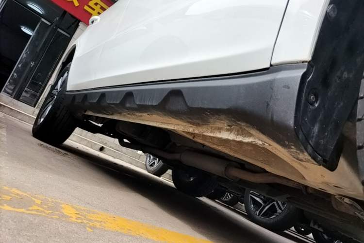 Used Geely Auto Vision X6 2020 1.4T CVT Luxury Edition Right Side Sill