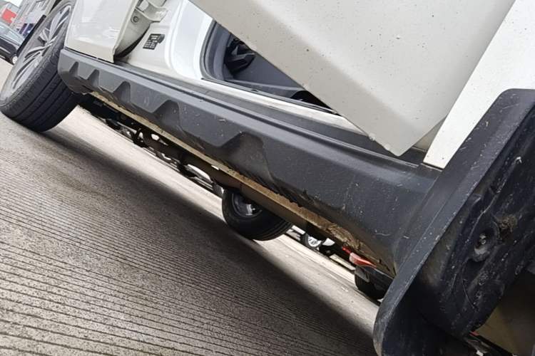 Used Geely Auto Vision X6 2020 1.4T CVT Luxury Edition Right Side Sill