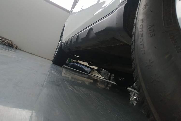 Used Geely Auto Vision X6 2020 1.4T Manual Comfort Model Right Side Sill