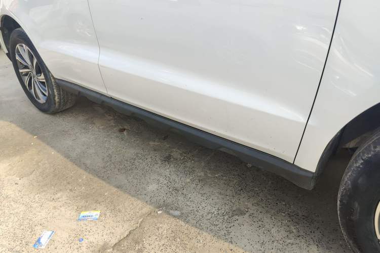 Used Geely Auto Vision X6 2020 1.4T CVT Luxury Edition Right Side Sill