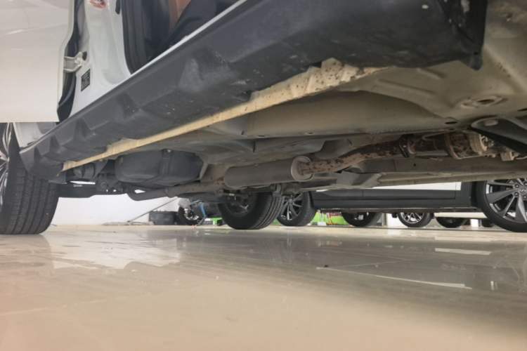 Used Geely Auto Vision X6 2020 1.4T CVT Asian Games Edition Right Side Sill