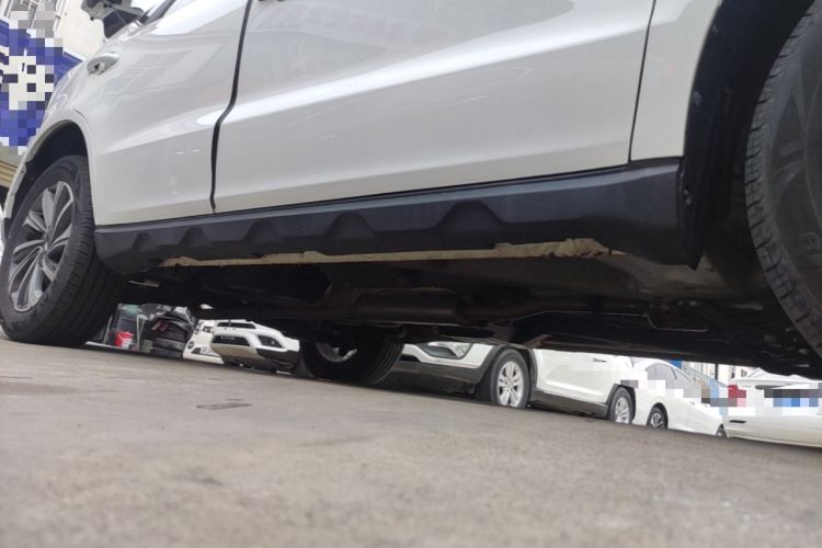 Used Geely Auto Vision X6 2020 1.4T Manual Luxury Model Right Side Sill