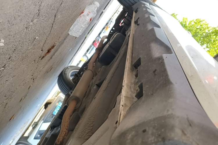 Used Geely Auto Vision X6 2020 1.4T Automatic Luxury Model Right Side Sill