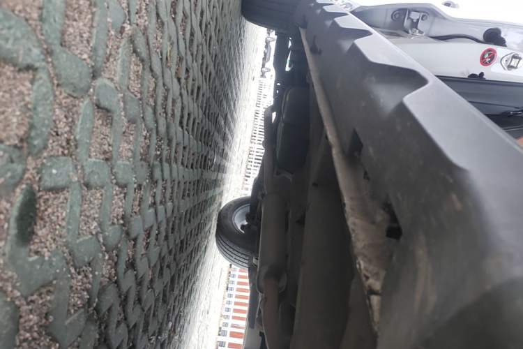Used Geely Auto Vision X6 2020 1.4T CVT Luxury Edition Right Side Sill