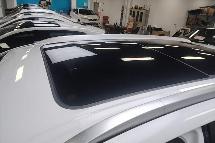 Used Geely Auto Vision X6 2020 1.4T CVT Asian Games Edition Roof